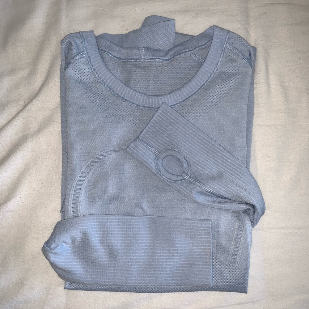 LULULEMON Baby Blue Long Sleeve Tee